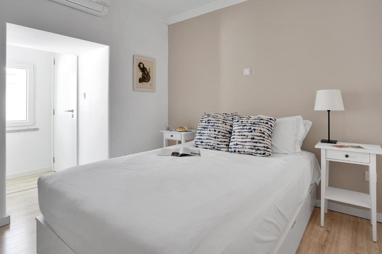 Modern 2 Bedroom Apartment In Estrela With Outside Terrace! Amazing For Families, Couples, Friends Lisboa Εξωτερικό φωτογραφία