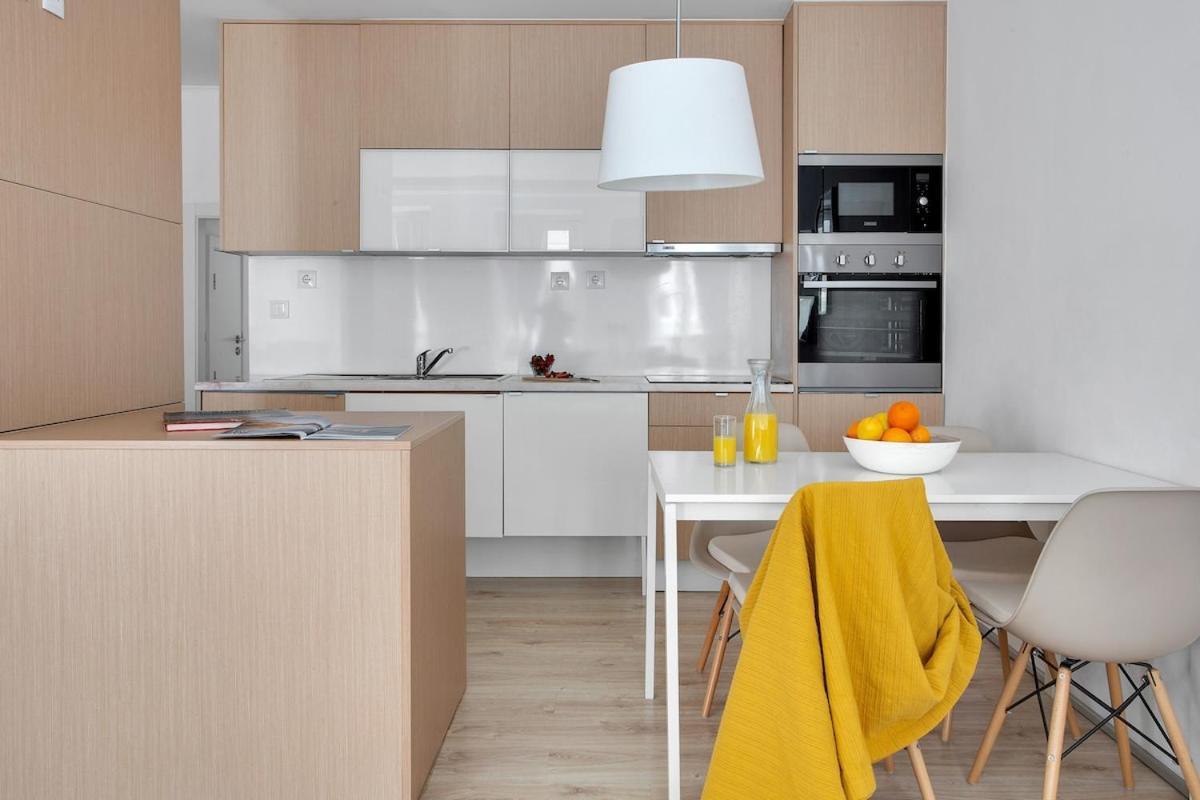 Modern 2 Bedroom Apartment In Estrela With Outside Terrace! Amazing For Families, Couples, Friends Lisboa Εξωτερικό φωτογραφία